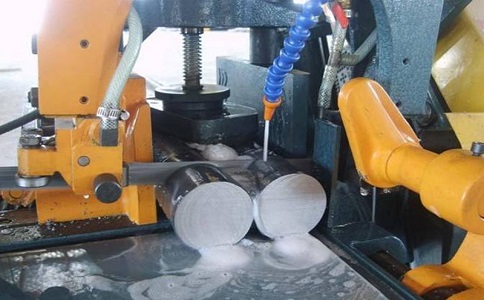 叠彩卧式带锯床的送料方式有哪几种？